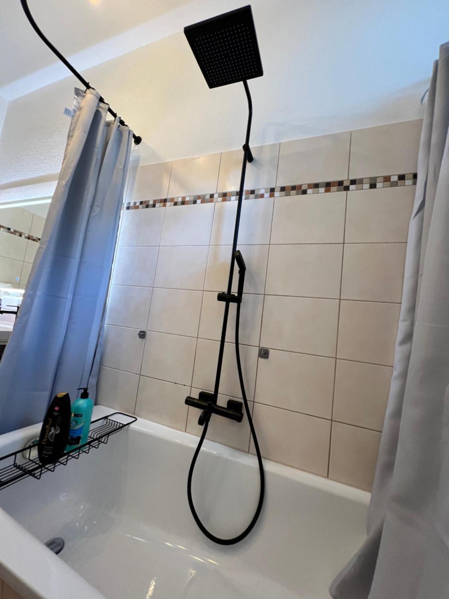 Mintara Komfort Apartment Mit Grill -Terrasse, Sky Und Parkplatz 마그데부르크 외부 사진